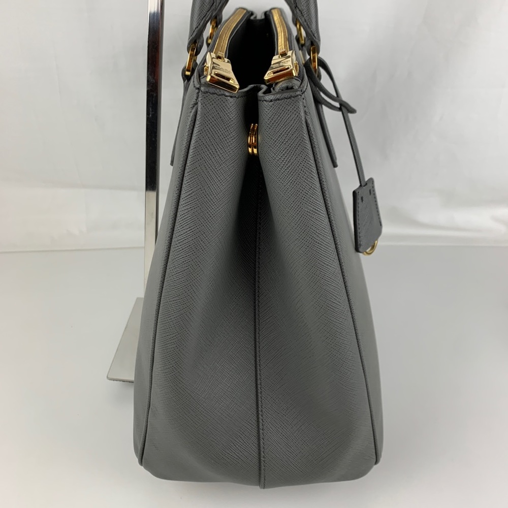 New Prada Italian Galleria Large Double Zip Tote - Picture 6 of 8